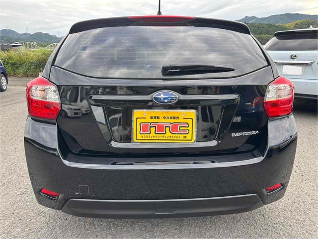 インプレッサスポーツ １．６ｉ　ナビ　ＴＶ　キーレスエントリー　ＣＶＴ　盗難防止システム　ＡＢＳ　ＥＳＣ　ＵＳＢ　Ｂｌｕｅｔｏｏｔｈ　エアコン　パワーステアリング　パワーウィンドウ（17枚目）