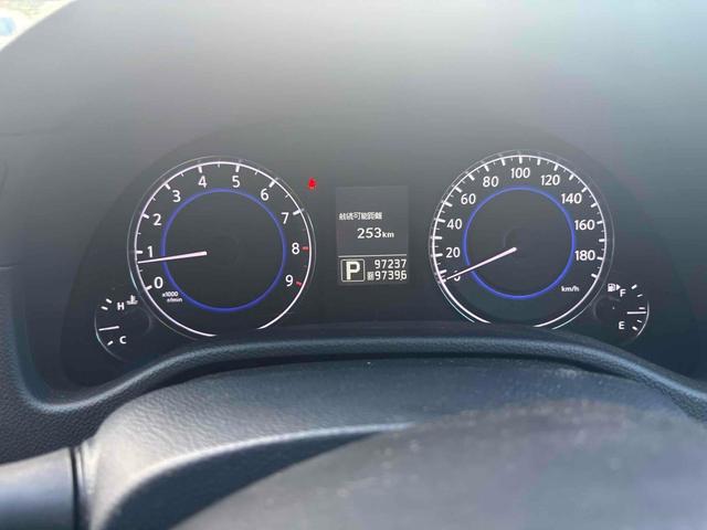 スカイライン 250GT ETC ナビ TV アルミホイール HID AT スマートキー 盗難防止システム CD ミュージックプレイヤー接続可 衝突安全ボディ ABS ESC エアコン パワーステアリング パワーウィンドウ(11枚目)