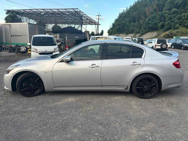 スカイライン 250GT ETC ナビ TV アルミホイール HID AT スマートキー 盗難防止システム CD ミュージックプレイヤー接続可 衝突安全ボディ ABS ESC エアコン パワーステアリング パワーウィンドウ(15枚目)