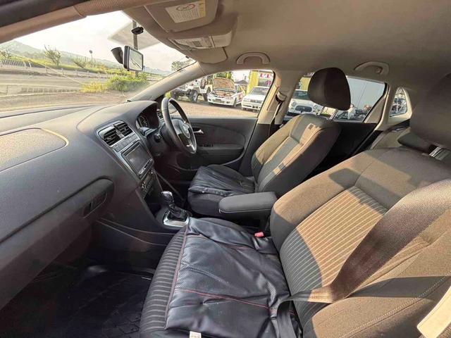 ポロ ETC ナビ TV クリアランスソナー アルミホイール オートライト AT 盗難防止システム ABS ESC CD USB ミュージックプレイヤー接続可 エアコン パワーステアリング パワーウィンドウ(21枚目)