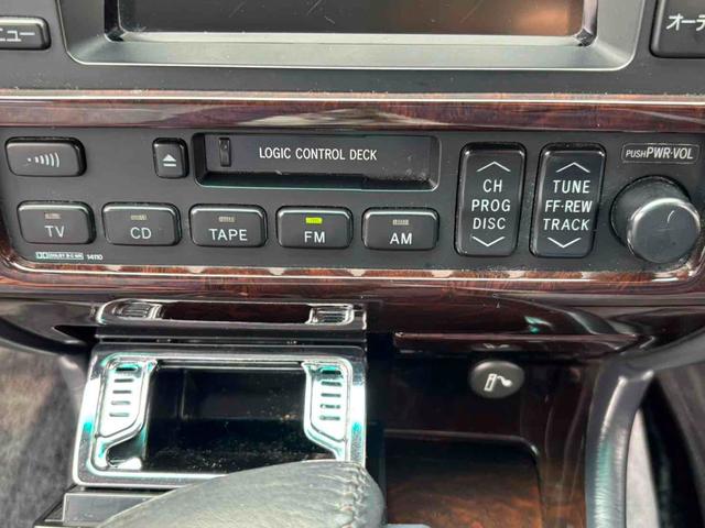 クラウン オートクルーズコントロール アルミホイール AT CD MD ABS エアコン パワーステアリング パワーウィンドウ(4枚目)