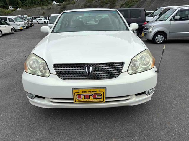 マークII グランデ　ＡＴ　キーレスエントリー　パワーシート　ＣＤ　カセット　衝突安全ボディ　ＡＢＳ　エアコン　パワーステアリング　パワーウィンドウ（11枚目）