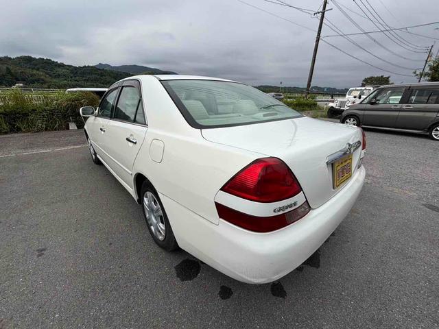 マークII グランデ　ＡＴ　キーレスエントリー　パワーシート　ＣＤ　カセット　衝突安全ボディ　ＡＢＳ　エアコン　パワーステアリング　パワーウィンドウ（14枚目）