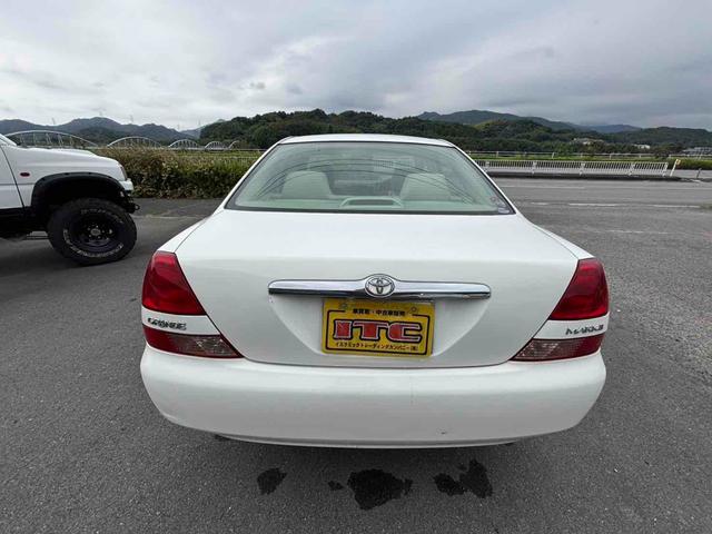 マークII グランデ　ＡＴ　キーレスエントリー　パワーシート　ＣＤ　カセット　衝突安全ボディ　ＡＢＳ　エアコン　パワーステアリング　パワーウィンドウ（15枚目）