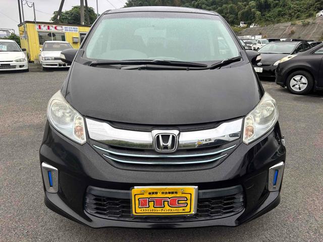 フリードハイブリッド ジャストセレクション ETC バックカメラ ナビ TV オートクルーズコントロール 両側電動スライドドア HID スマートキー 電動格納ミラー 3列シート CVT アルミホイール CD USB ミュージックプレイヤー接続可(13枚目)