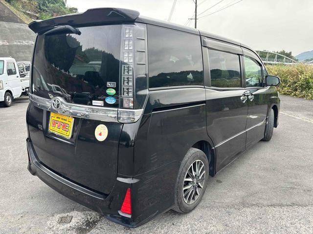 ヴォクシー ZS 煌 ETC バックカメラ ナビ TV 両側電動スライドドア LEDヘッドランプ スマートキー アイドリングストップ 3列シート CVT アルミホイール CD ミュージックプレイヤー接続可(19枚目)