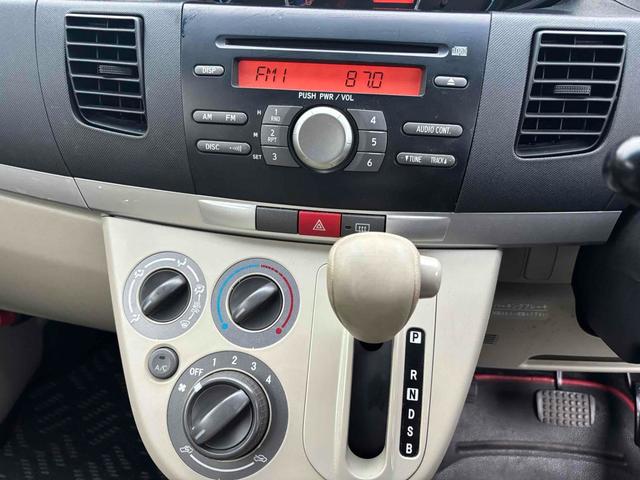 ムーヴ X スマートキー ベンチシート CVT 盗難防止システム ABS CD 衝突安全ボディ エアコン パワーステアリング パワーウィンドウ(3枚目)