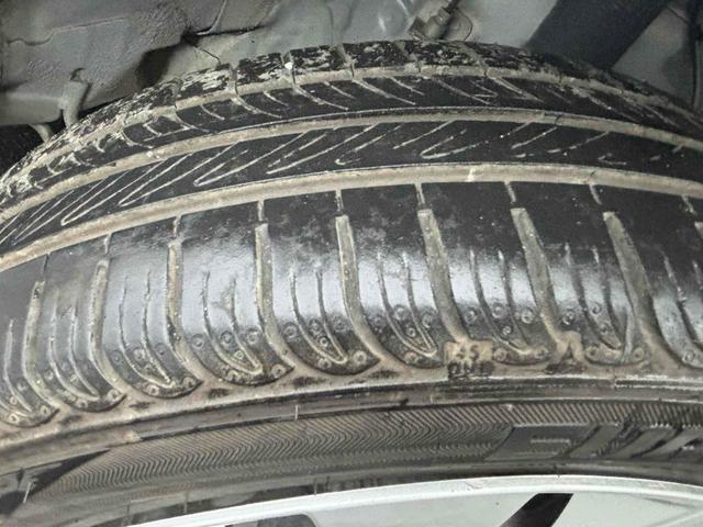 ムーヴ X スマートキー ベンチシート CVT 盗難防止システム ABS CD 衝突安全ボディ エアコン パワーステアリング パワーウィンドウ(19枚目)