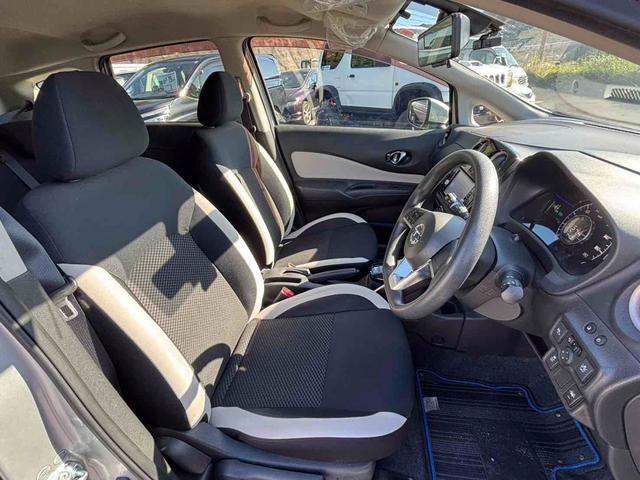 ノート e-パワー X ドライブレコーダー 全周囲カメラ TV クリアランスソナー レーンアシスト 衝突被害軽減システム アルミホイール オートライト スマートキー アイドリングストップ 電動格納ミラー CVT(11枚目)