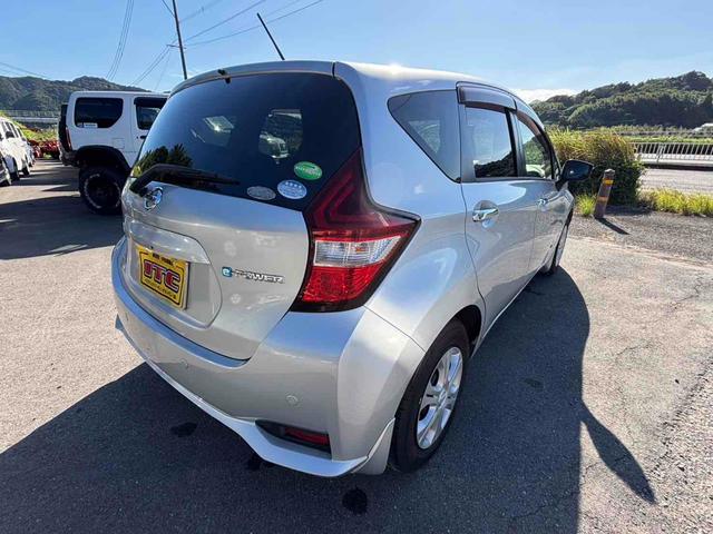 ノート e-パワー X ドライブレコーダー 全周囲カメラ TV クリアランスソナー レーンアシスト 衝突被害軽減システム アルミホイール オートライト スマートキー アイドリングストップ 電動格納ミラー CVT(17枚目)