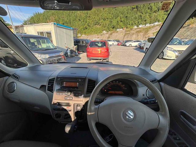 パレット L 両側スライドドア スマートキー 電動格納ミラー ベンチシート CVT 盗難防止システム ABS CD 衝突安全ボディ エアコン パワーステアリング パワーウィンドウ(2枚目)