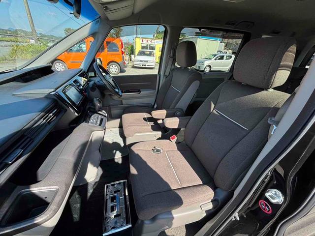 ステップワゴン Ｇ　ドライブレコーダー　ＥＴＣ　バックカメラ　ＴＶ　両側電動スライドドア　スマートキー　アイドリングストップ　後席モニター　３列シート　ＣＶＴ　アルミホイール　ＵＳＢ　Ｂｌｕｅｔｏｏｔｈ　エアコン（27枚目）