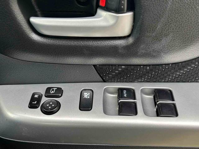 スペーシア Gリミテッド ETC 全周囲カメラ 両側スライド・片側電動 TV レーンアシスト 衝突被害軽減システム オートライト スマートキー 電動格納ミラー ベンチシート CVT 盗難防止システム ABS ESC CD(8枚目)