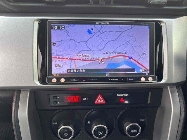 便利なナビ付！旅行やレジャーにと様々なシーンで大活躍！ドライブが楽しくなりますね！