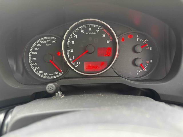 この度は当店のお車をご覧になっていただき、誠にありがとうございます。ぜひじっくりとご検討下さい。気軽にお問合せ・お見積りお待ちしております。