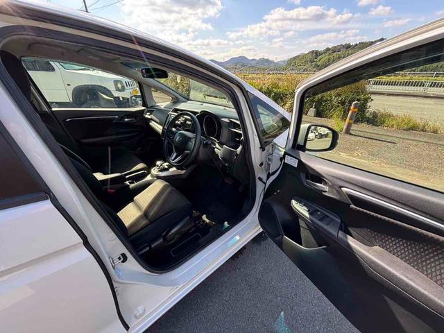 ご覧いただきありがとうございます♪気になったお車がありましたらお気軽にお電話をください♪