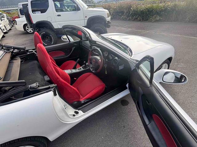 ロードスター NR-A オープンカー MT アルミホイール 衝突安全ボディ ABS CD エアコン パワーステアリング パワーウィンドウ(9枚目)