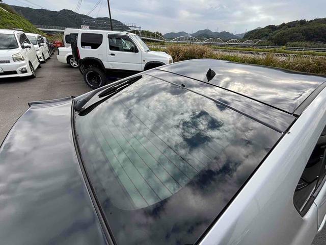 プリウス Ｓ　ＥＴＣ　アルミホイール　スマートキー　ＣＶＴ　盗難防止システム　衝突安全ボディ　ＡＢＳ　ＥＳＣ　ＣＤ　エアコン　パワーステアリング　パワーウィンドウ（23枚目）