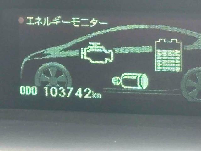 プリウス Ｓ　ＥＴＣ　アルミホイール　スマートキー　ＣＶＴ　盗難防止システム　衝突安全ボディ　ＡＢＳ　ＥＳＣ　ＣＤ　エアコン　パワーステアリング　パワーウィンドウ（24枚目）