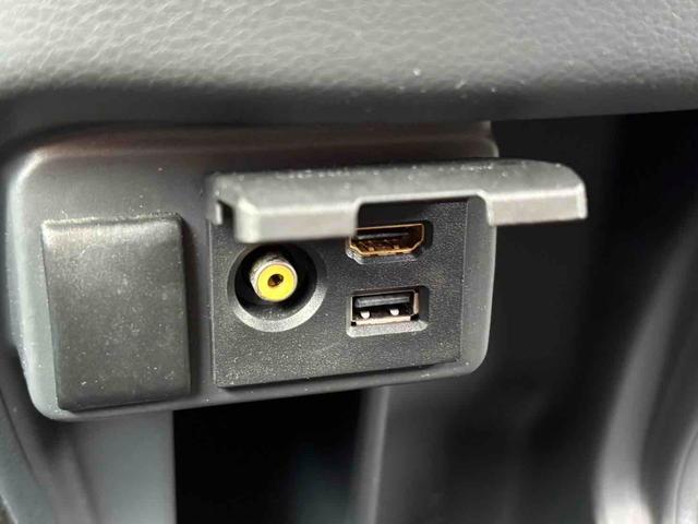 ワゴンRスティングレー X バックカメラ ナビ 衝突被害軽減システム HID スマートキー アイドリングストップ シートヒーター ベンチシート CVT 盗難防止システム ABS ESC USB アルミホイール 衝突安全ボディ(6枚目)