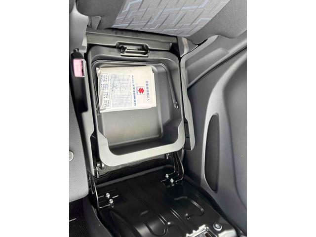 ワゴンRスティングレー X バックカメラ ナビ 衝突被害軽減システム HID スマートキー アイドリングストップ シートヒーター ベンチシート CVT 盗難防止システム ABS ESC USB アルミホイール 衝突安全ボディ(7枚目)