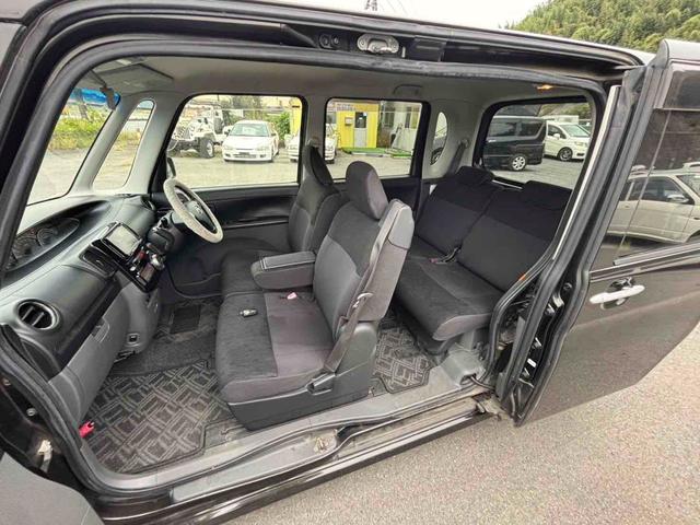 タント カスタムＸリミテッド　電動スライドドア　ＴＶ　ＨＩＤ　スマートキー　シートヒーター　ベンチシート　ＣＶＴ　盗難防止システム　ＡＢＳ　ＣＤ　ＵＳＢ　アルミホイール　衝突安全ボディ　エアコン　パワーステアリング（6枚目）