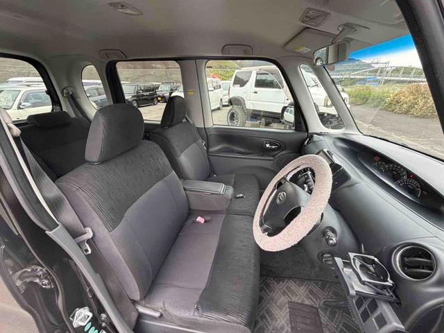 タント カスタムＸリミテッド　電動スライドドア　ＴＶ　ＨＩＤ　スマートキー　シートヒーター　ベンチシート　ＣＶＴ　盗難防止システム　ＡＢＳ　ＣＤ　ＵＳＢ　アルミホイール　衝突安全ボディ　エアコン　パワーステアリング（8枚目）