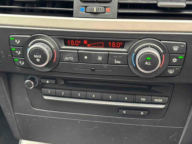 ３シリーズ 　ナビ　アルミホイール　オートライト　ＨＩＤ　パワーシート　キーレスエントリー　ＡＴ　盗難防止システム　ＡＢＳ　ＣＤ　ＤＶＤ再生　エアコン　パワーステアリング　パワーウィンドウ（6枚目）