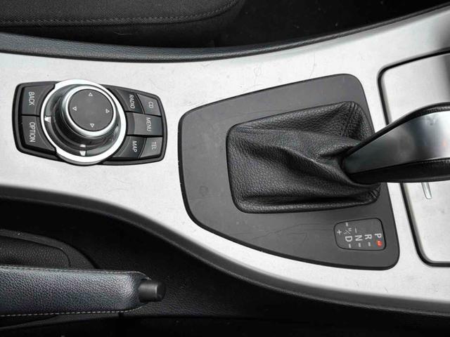 ３シリーズ 　ナビ　アルミホイール　オートライト　ＨＩＤ　パワーシート　キーレスエントリー　ＡＴ　盗難防止システム　ＡＢＳ　ＣＤ　ＤＶＤ再生　エアコン　パワーステアリング　パワーウィンドウ（9枚目）