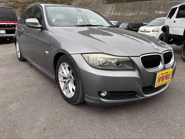 ３シリーズ 　ナビ　アルミホイール　オートライト　ＨＩＤ　パワーシート　キーレスエントリー　ＡＴ　盗難防止システム　ＡＢＳ　ＣＤ　ＤＶＤ再生　エアコン　パワーステアリング　パワーウィンドウ（12枚目）