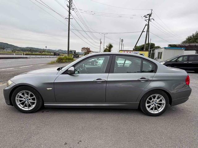 ３シリーズ 　ナビ　アルミホイール　オートライト　ＨＩＤ　パワーシート　キーレスエントリー　ＡＴ　盗難防止システム　ＡＢＳ　ＣＤ　ＤＶＤ再生　エアコン　パワーステアリング　パワーウィンドウ（14枚目）