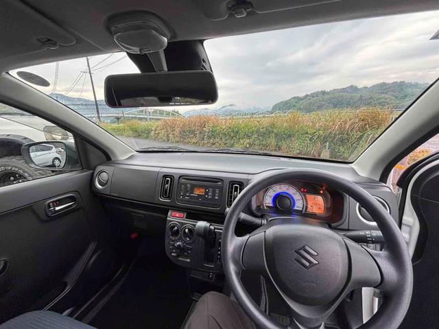 アルト Ｌリミテッド　クリアランスソナー　レーンアシスト　衝突被害軽減システム　キーレスエントリー　アイドリングストップ　電動格納ミラー　シートヒーター　ＣＶＴ　盗難防止システム　ＡＢＳ　ＥＳＣ　ＣＤ（2枚目）