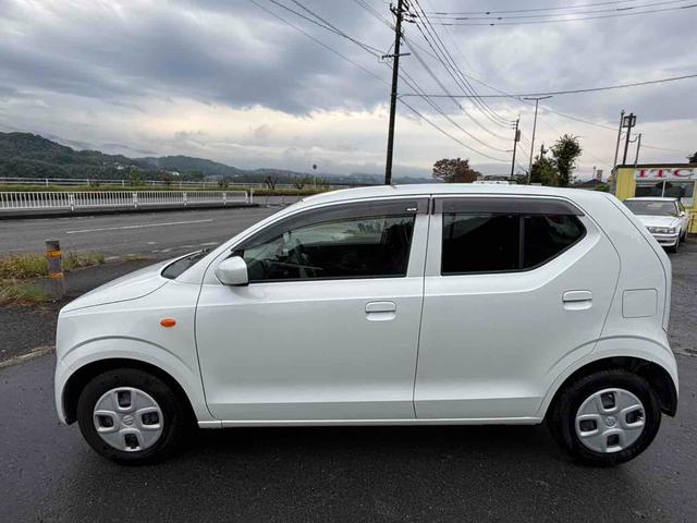 アルト Ｌリミテッド　クリアランスソナー　レーンアシスト　衝突被害軽減システム　キーレスエントリー　アイドリングストップ　電動格納ミラー　シートヒーター　ＣＶＴ　盗難防止システム　ＡＢＳ　ＥＳＣ　ＣＤ（14枚目）