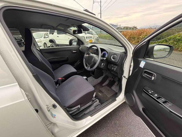 アルト Ｌリミテッド　クリアランスソナー　レーンアシスト　衝突被害軽減システム　キーレスエントリー　アイドリングストップ　電動格納ミラー　シートヒーター　ＣＶＴ　盗難防止システム　ＡＢＳ　ＥＳＣ　ＣＤ（21枚目）