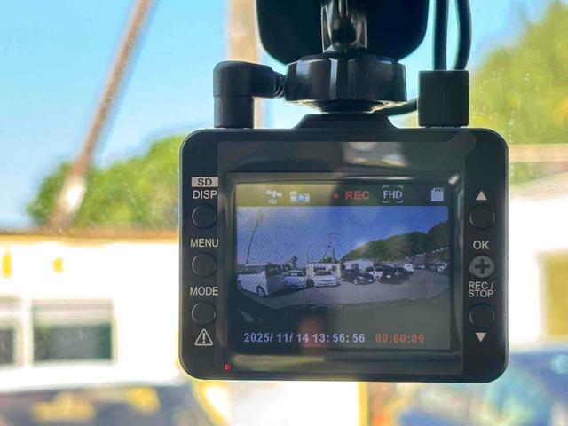 Ｎ－ＷＧＮカスタム Ｇ　ドライブレコーダー　ＥＴＣ　バックカメラ　ナビ　ＴＶ　ＨＩＤ　スマートキー　アイドリングストップ　ベンチシート　ＣＶＴ　盗難防止システム　ＡＢＳ　ＥＳＣ　ＣＤ　ＤＶＤ再生　ミュージックプレイヤー接続可（6枚目）