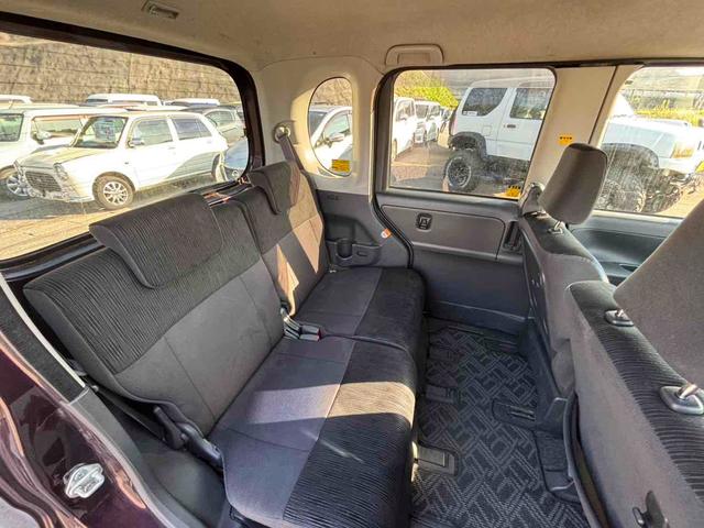 タント Ｇスペシャル　電動スライドドア　ナビ　ＴＶ　スマートキー　アイドリングストップ　ベンチシート　ＣＶＴ　盗難防止システム　ＡＢＳ　Ｂｌｕｅｔｏｏｔｈ　アルミホイール　衝突安全ボディ　エアコン　パワーステアリング（9枚目）