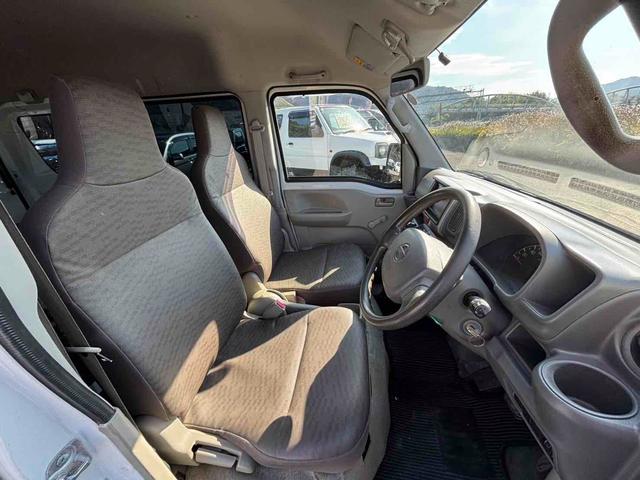 NV100クリッパーバン DX ETC ナビ TV 両側スライドドア AT エアコン パワーステアリング 運転席エアバッグ 助手席エアバッグ CD ミュージックプレイヤー接続可(10枚目)