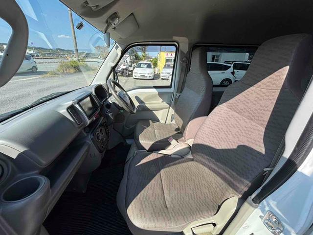 NV100クリッパーバン DX ETC ナビ TV 両側スライドドア AT エアコン パワーステアリング 運転席エアバッグ 助手席エアバッグ CD ミュージックプレイヤー接続可(11枚目)