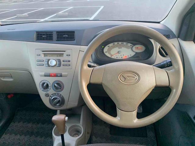 ミラ Ｌセレクション　キーレスエントリー　ＡＴ　盗難防止システム　ＣＤ　衝突安全ボディ　エアコン　パワーステアリング　パワーウィンドウ　運転席エアバッグ　助手席エアバッグ（2枚目）