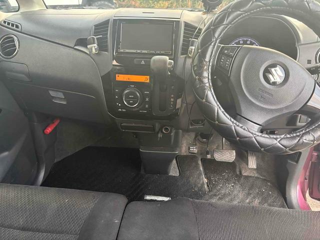 パレットＳＷ リミテッド　ＥＴＣ　両側スライド・片側電動　ＨＩＤ　スマートキー　ベンチシート　ＣＶＴ　盗難防止システム　ＡＢＳ　アルミホイール　衝突安全ボディ　エアコン　パワーステアリング　パワーウィンドウ　運転席エアバッグ（2枚目）