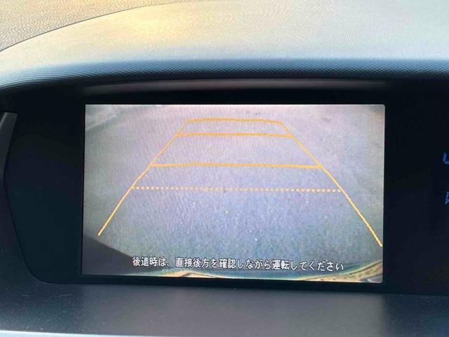 バックカメラ装備。駐車が苦手な方には欠かせません。