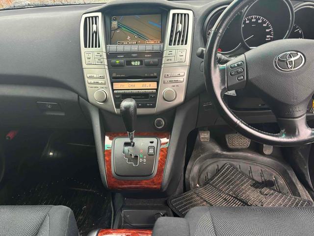 この度は当店のお車をご覧になっていただき、誠にありがとうございます。じっくり現車確認して頂けるよう、ご準備を致します！