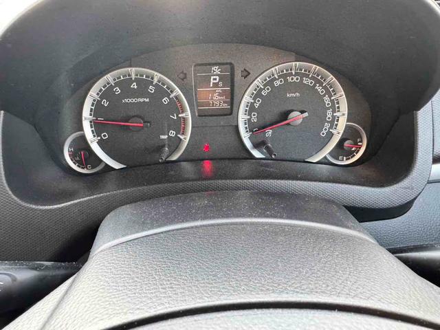 スイフト ＸＬ　アルミホイール　スマートキー　ＣＶＴ　盗難防止システム　衝突安全ボディ　ＡＢＳ　ＥＳＣ　エアコン　パワーステアリング（9枚目）
