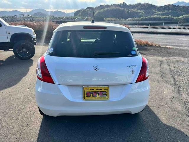 スイフト ＸＬ　アルミホイール　スマートキー　ＣＶＴ　盗難防止システム　衝突安全ボディ　ＡＢＳ　ＥＳＣ　エアコン　パワーステアリング（14枚目）