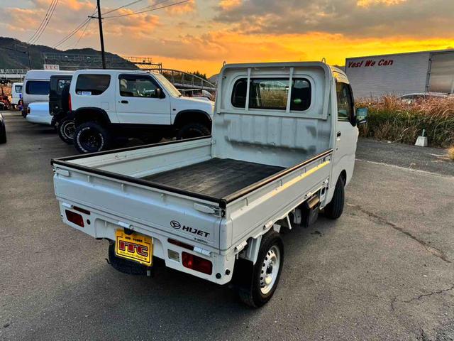 ハイゼットトラック スタンダード　４ＷＤ　軽トラック　ＡＴ　エアコン　運転席エアバッグ（12枚目）