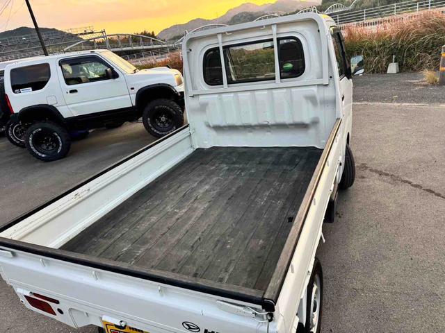 ハイゼットトラック スタンダード　４ＷＤ　軽トラック　ＡＴ　エアコン　運転席エアバッグ（15枚目）