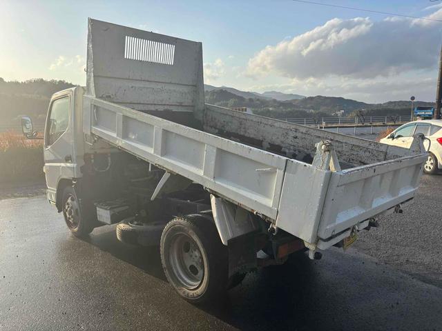 キャンター 全低床ダンプ　トラック　後輪ダブル　ＥＴＣ（5枚目）
