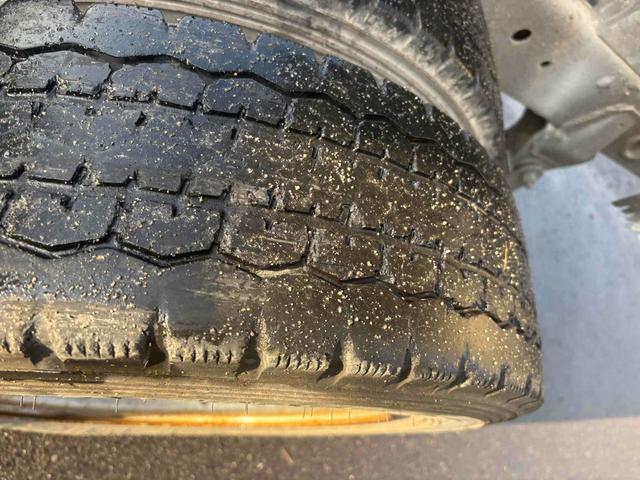 キャンター 全低床ダンプ　トラック　後輪ダブル　ＥＴＣ（10枚目）