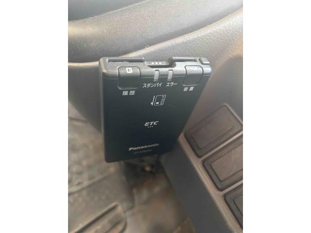 キャンター 全低床ダンプ　トラック　後輪ダブル　ＥＴＣ（15枚目）