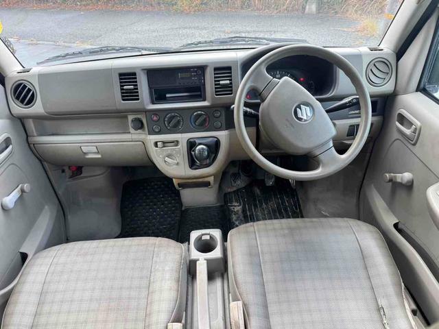 毎回座るフロントシート。運転席は必ず使用する部分ですので、座り心地が重要です！